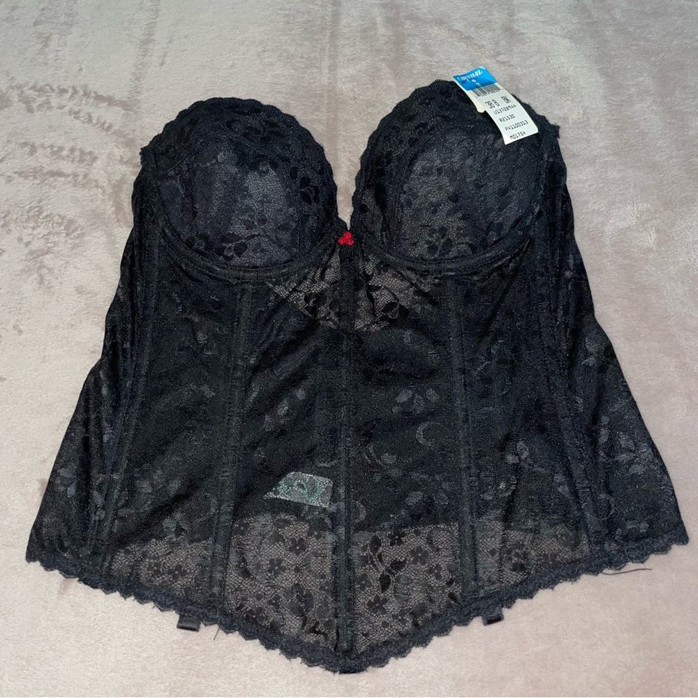Carnival strapless corset size 38B